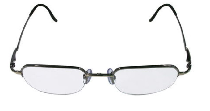 美麗島多焦鏡：老花眼配戴老花鏡，千萬不要網(wǎng)購成品鏡